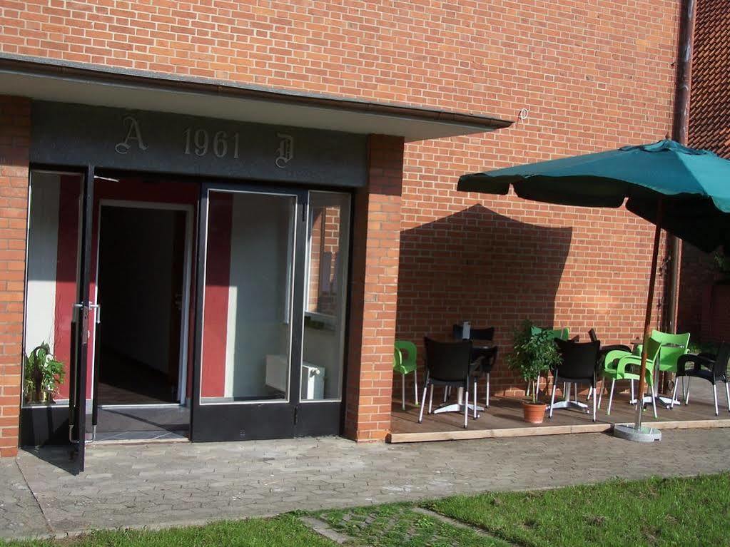 Energie17 Hotel Sarstedt Bagian luar foto